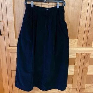 All cotton corduroy skirt